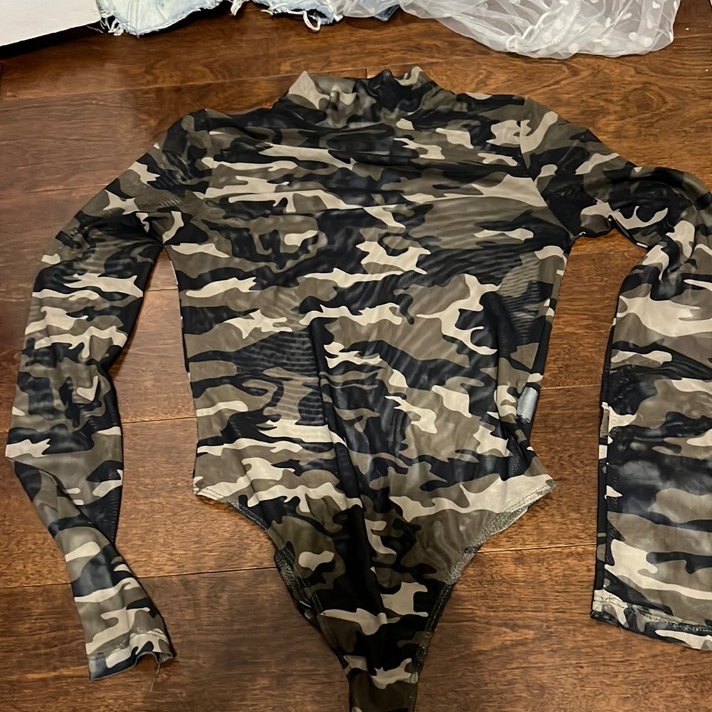 Bodysuit, transparent